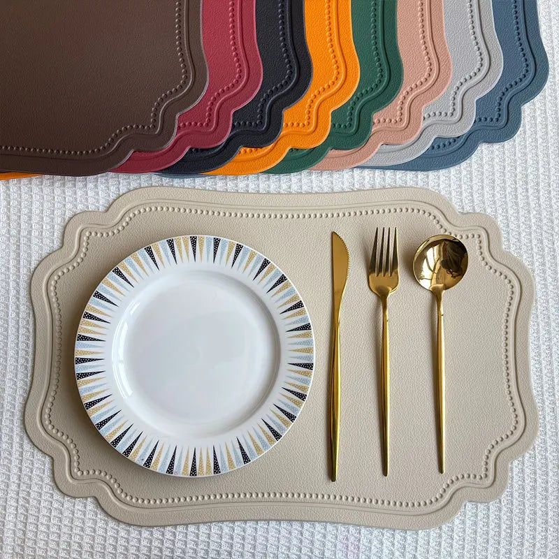 Scalloped Frame Table Placemat Beige